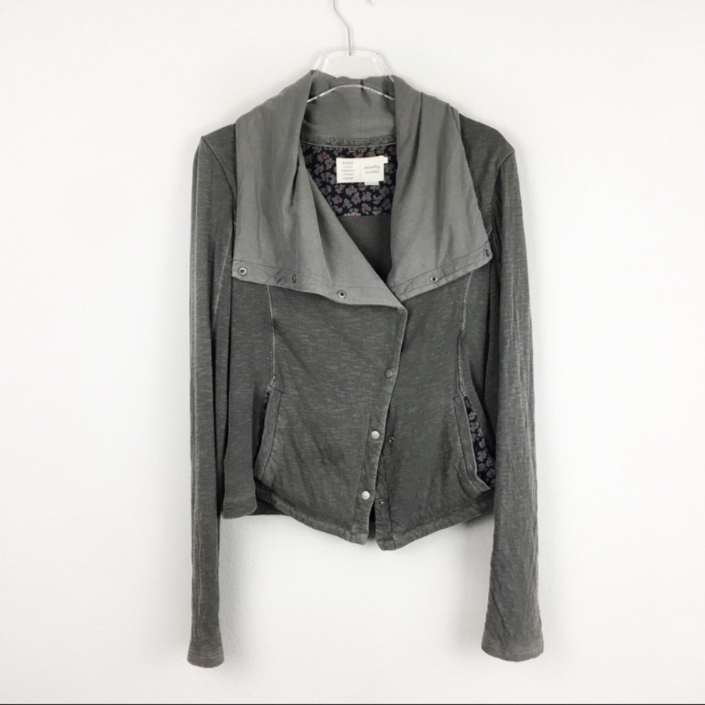 Saturday Sunday | Gray Snap Drape neck Sweater | M
